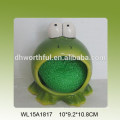 Sostenedor de esponja de cerámica verde decorativo de la rana
